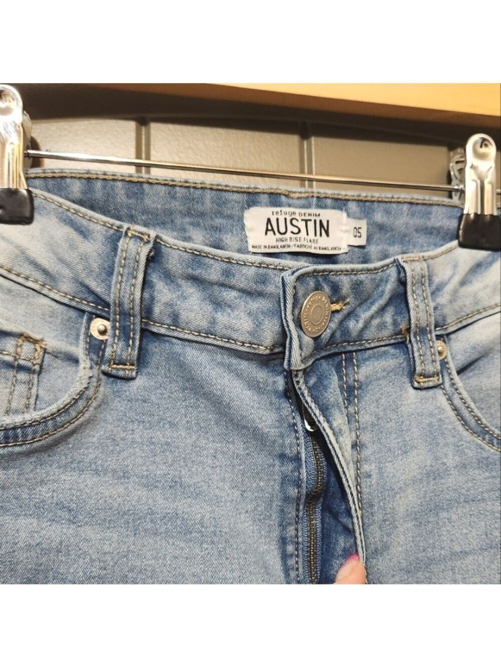 Refuge Denim High Rise Flare AUSTIN Jeans Medium Wash Faded Denim - Picture 7 of 12